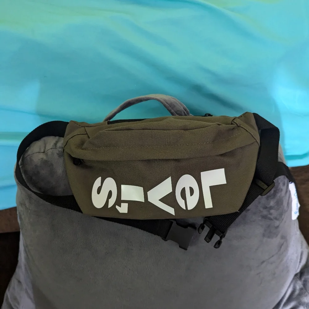 Levis belt bag / crossbody olive green - Picture 1 of 4